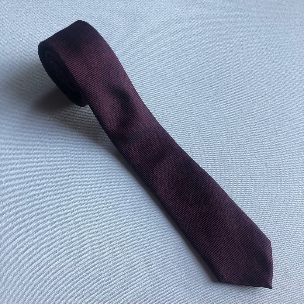 Hugo Boss Maroon Skinny Tie